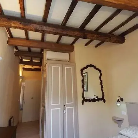 ゲストハウス Ricky モンテロッソ・アル・マーレ