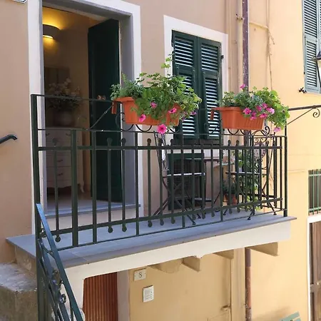 Ricky 3* مونتيروسّو ال ماري